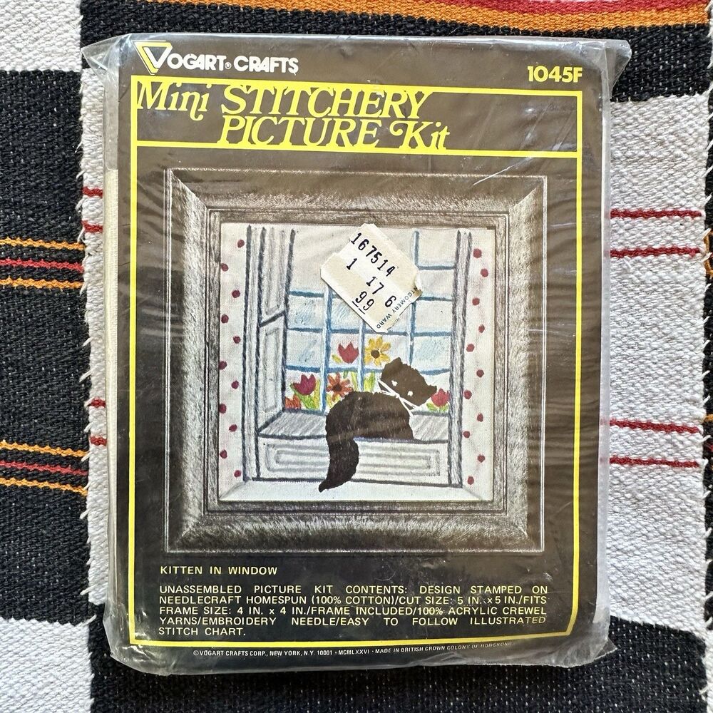 VTG NIP Deadstock Vogart Crafts Mini Stitchery Picture Kit # 1045F. USA. Boho.